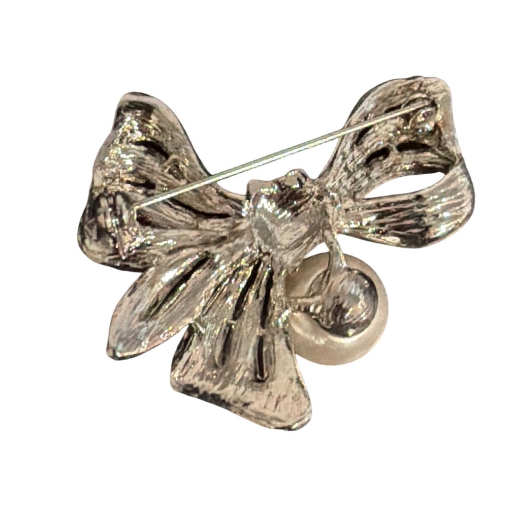 Vintage Silver Tone Rhinestone Bow Brooch with Faux Pearl Accent Style Pin - Picture 3 of 3